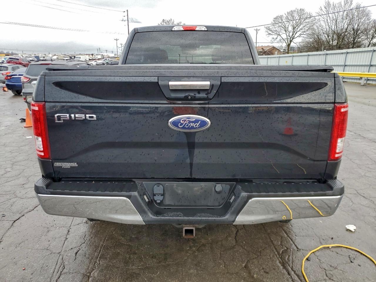 Ford F-150 Super Cab Image 2