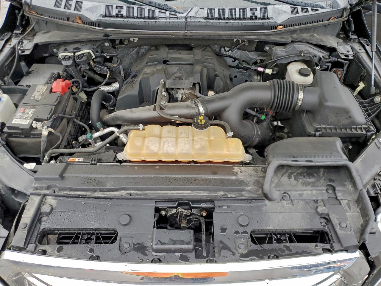 Ford F-150 Super Cab Image 9