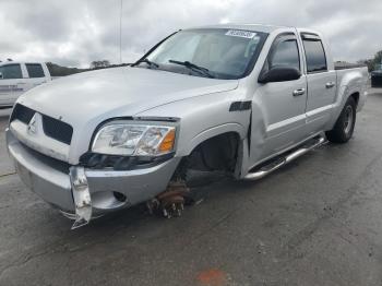  Salvage Mitsubishi Raider