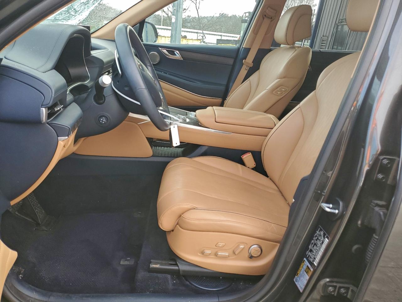 Genesis GV80 Base Image 7