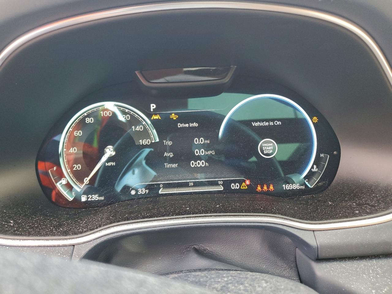 Genesis GV80 Base Image 8