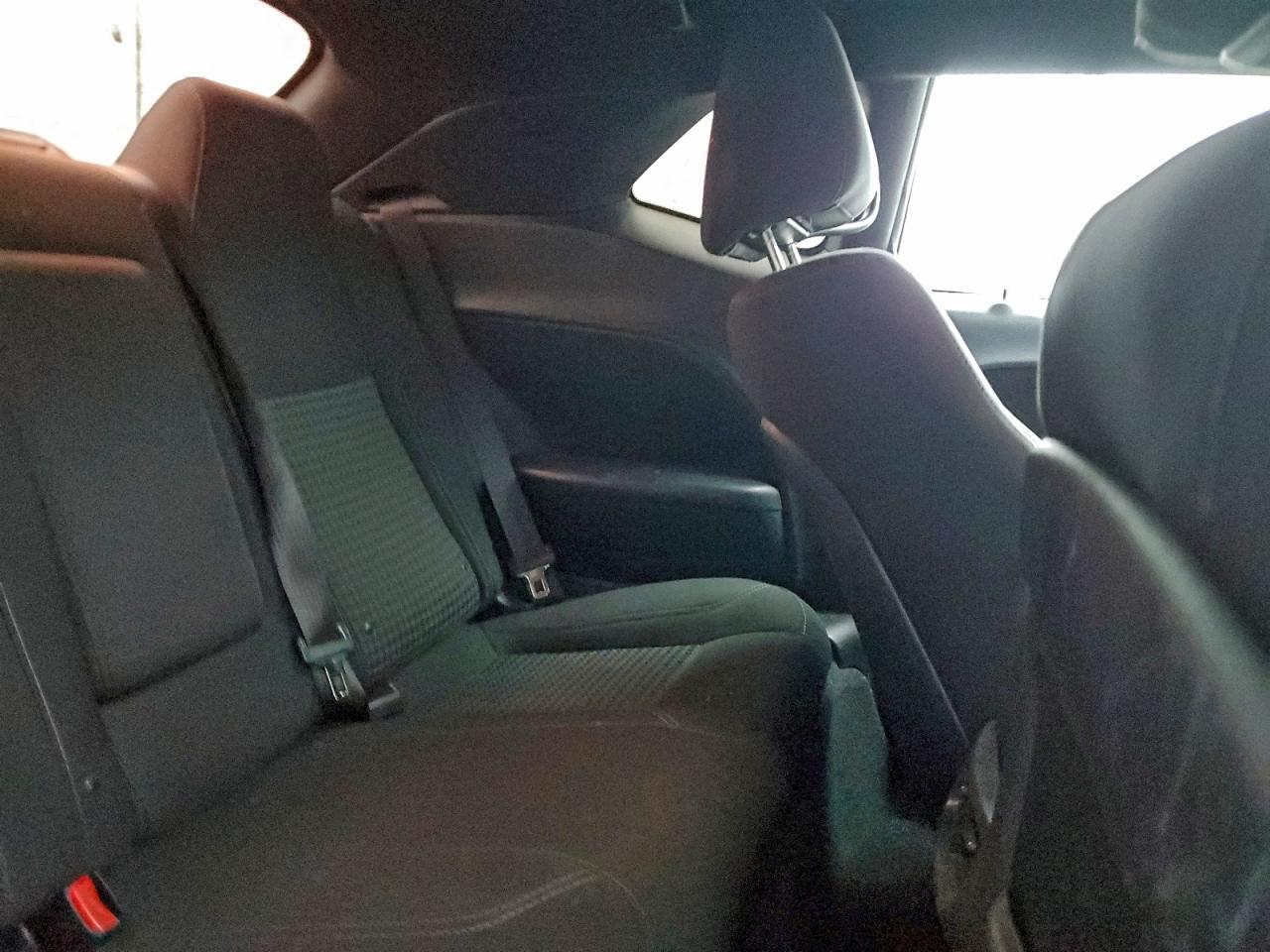 Dodge Challenger Sxt Image 8