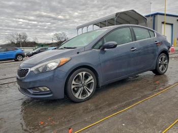  Salvage Kia Forte