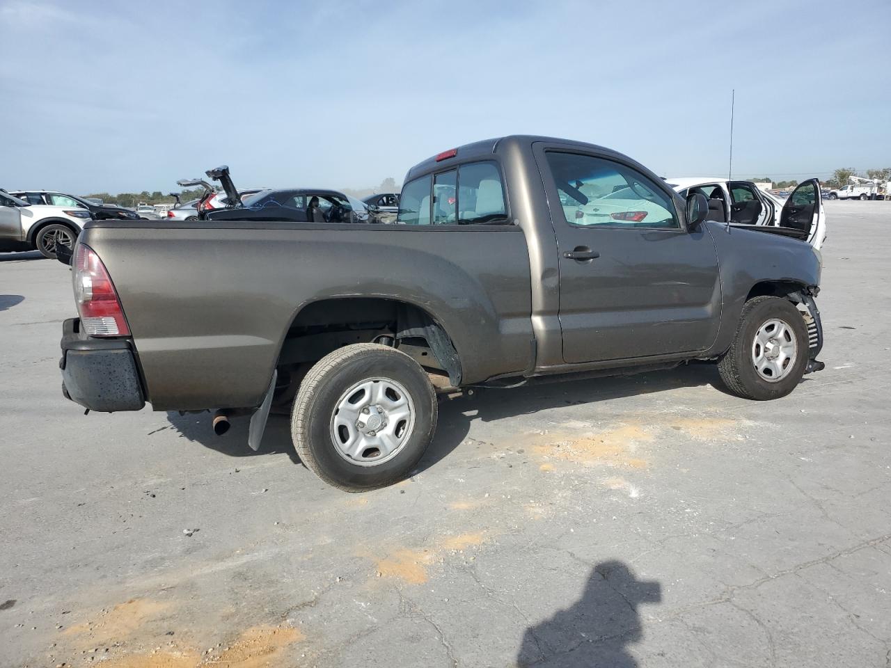 Toyota Tacoma Image 8