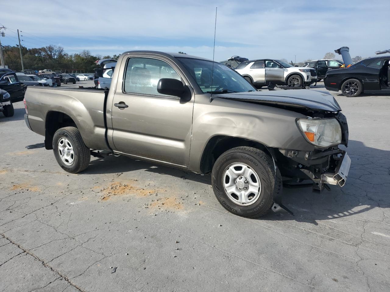 Toyota Tacoma Image 7