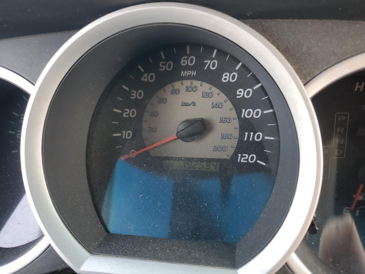 Toyota Tacoma Image 11