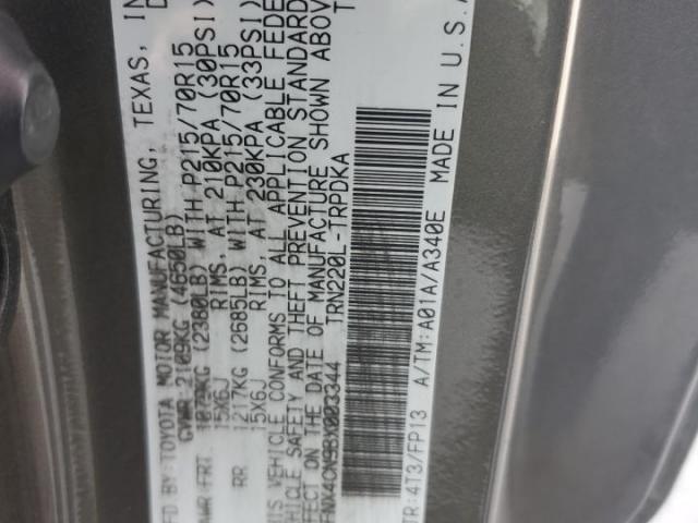 Toyota Tacoma Image 2