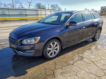  Salvage Volvo V60