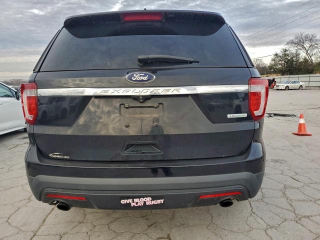 Ford Explorer Image 5