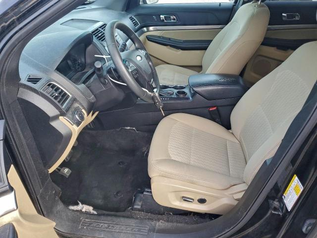 Ford Explorer Image 6