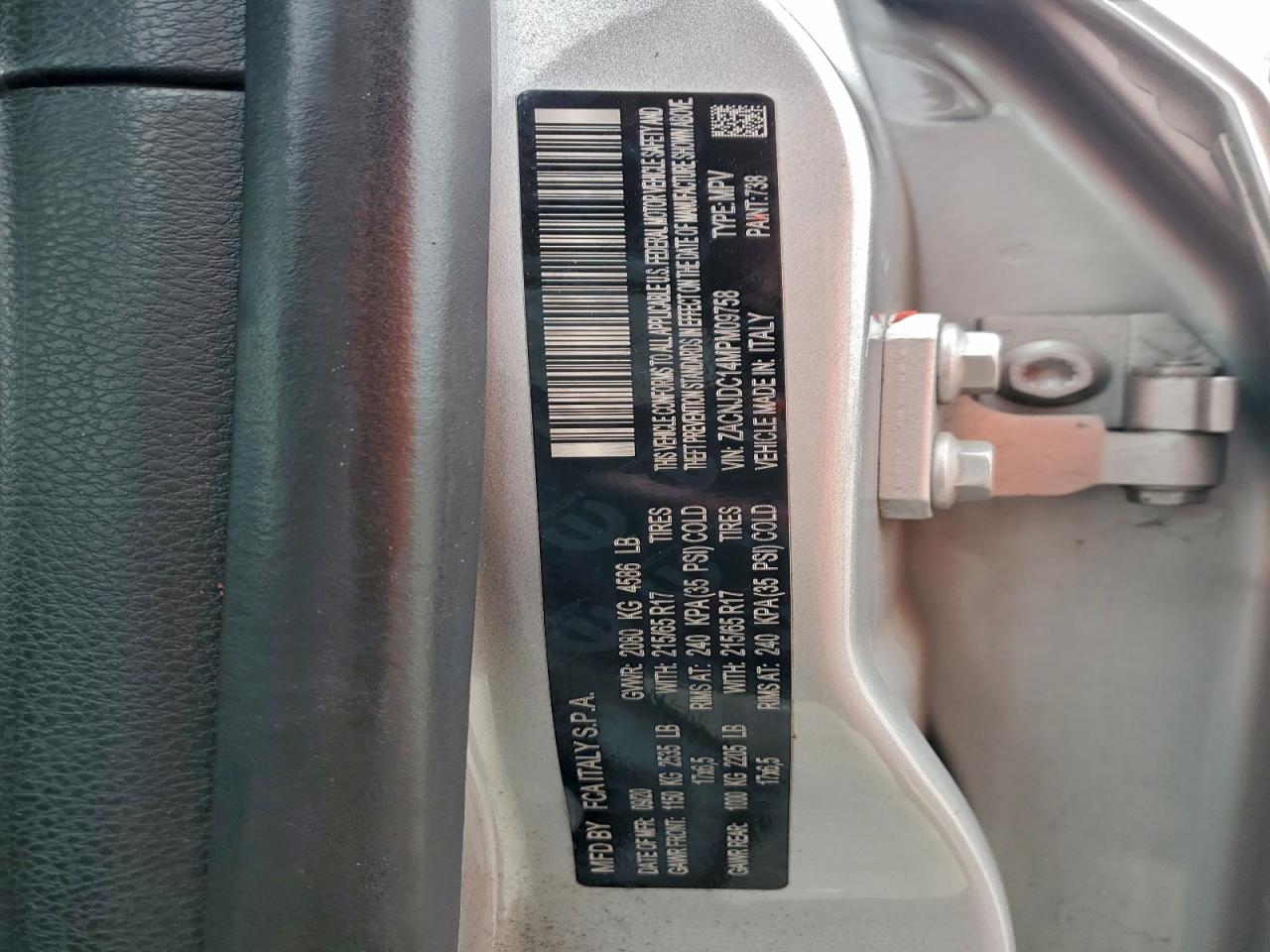 Jeep Renegade Trailhawk Image 11