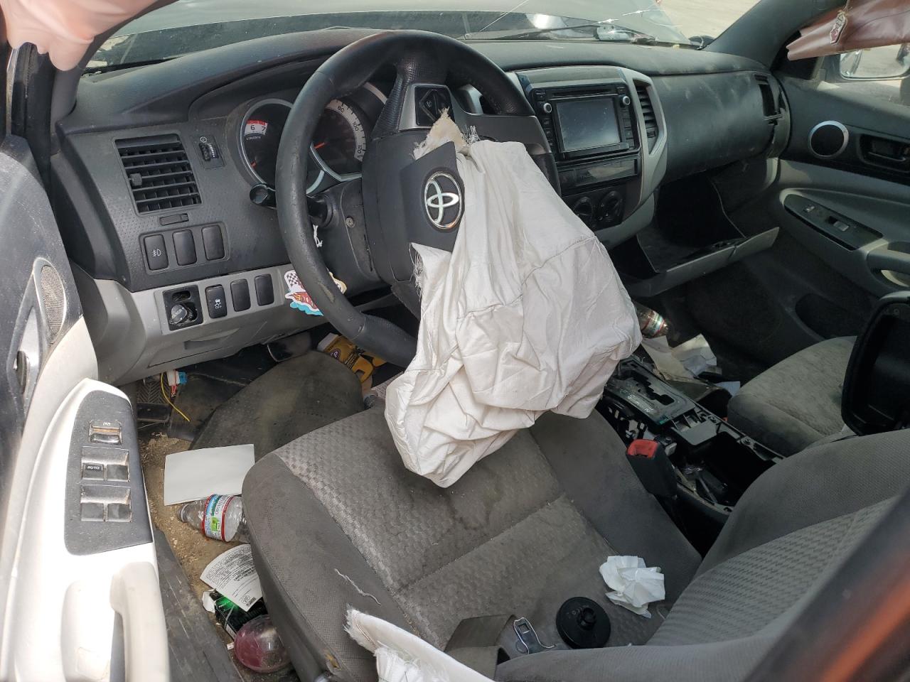 Toyota Tacoma Double Cab Prerunner Image 8