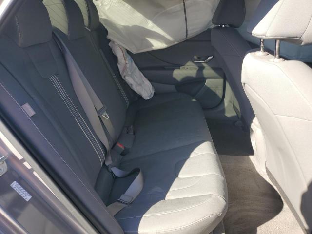 Hyundai ELANTRA Sel Image 12