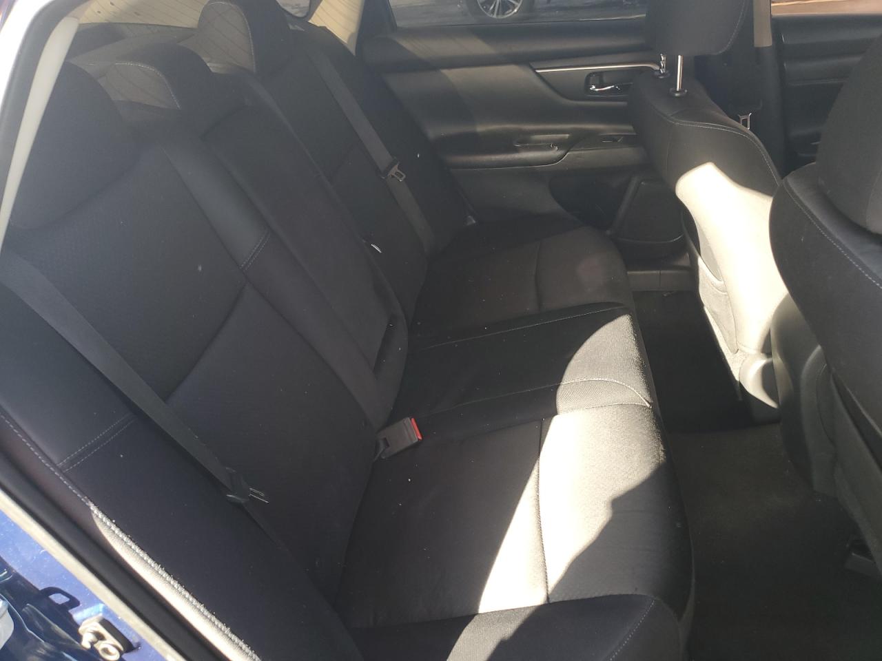 Nissan Altima 2.5 Image 4