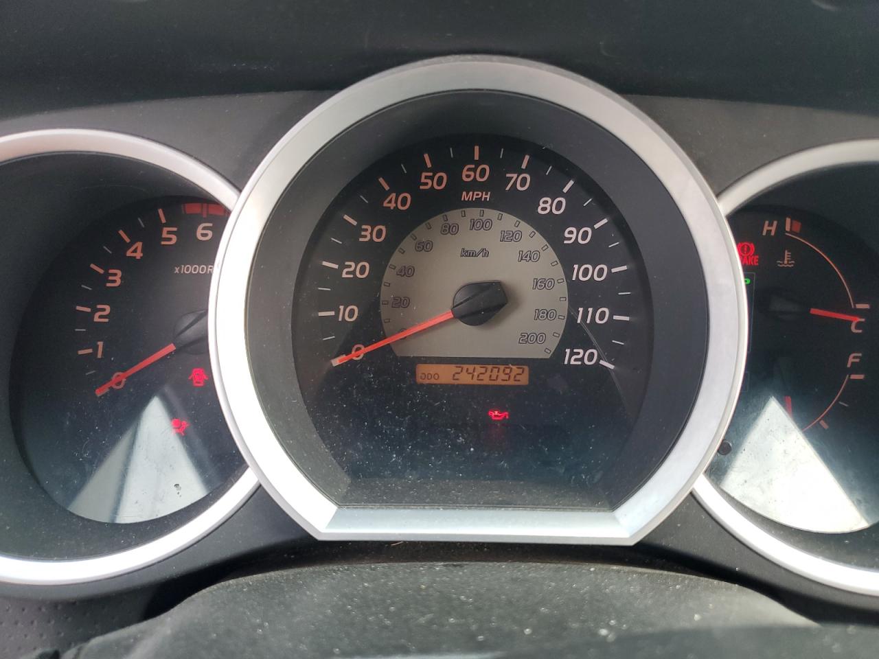 Toyota Tacoma Prerunner Access Cab Image 8