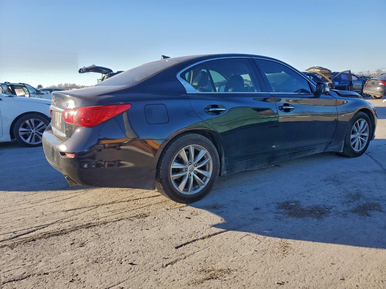 INFINITI Q50 Base Image 7