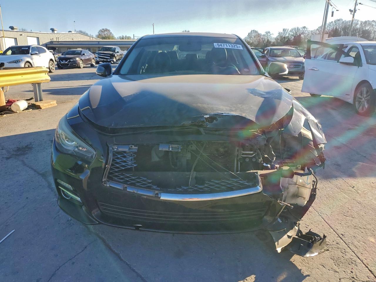 INFINITI Q50 Base Image 6