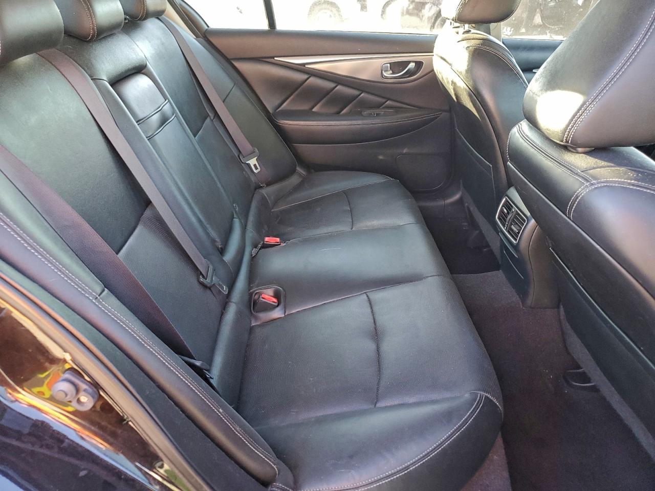 INFINITI Q50 Base Image 11