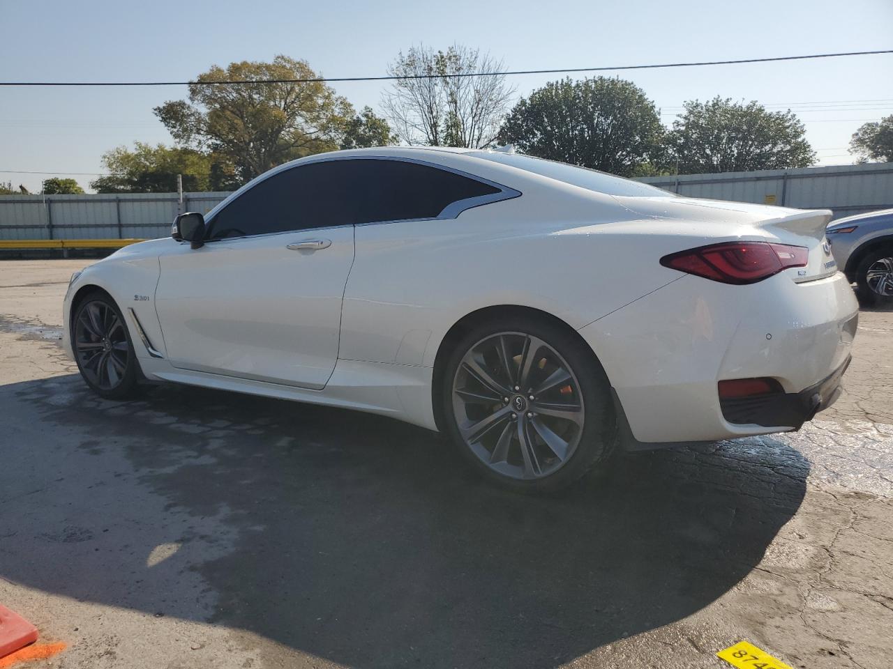 INFINITI Q60 Red Sport 400 Image 6