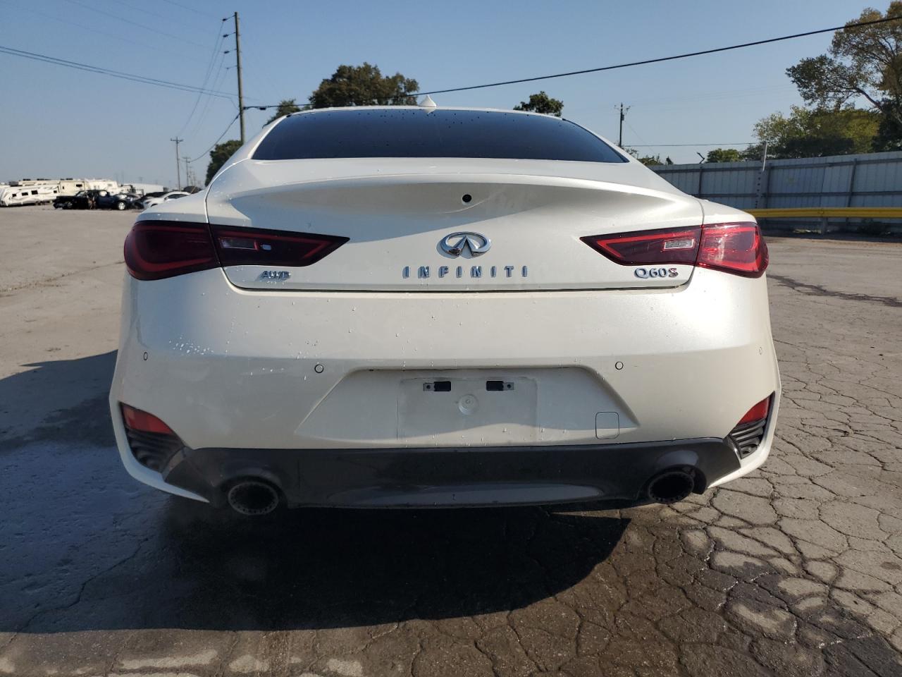 INFINITI Q60 Red Sport 400 Image 12