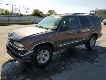  Salvage Chevrolet Blazer