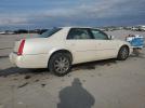Cadillac DTS Image 3