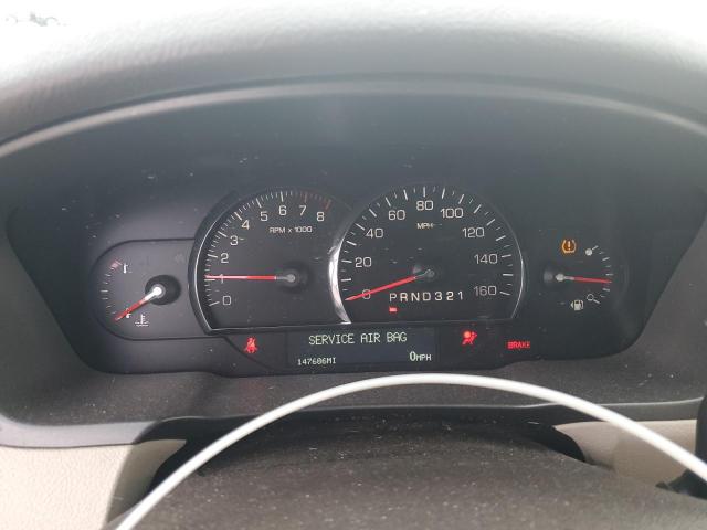 Cadillac DTS Image 10