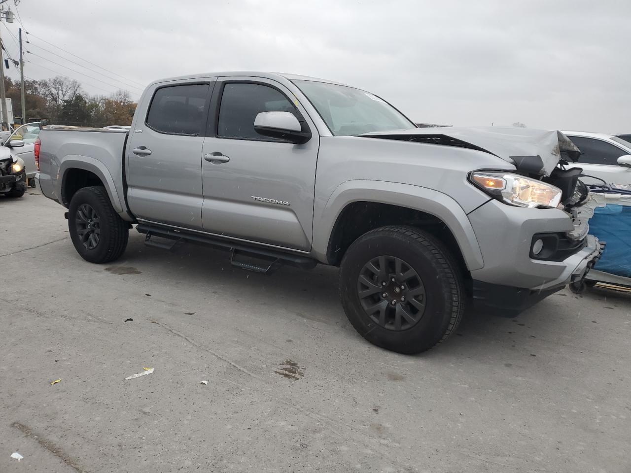 Toyota Tacoma Double Cab Image 6