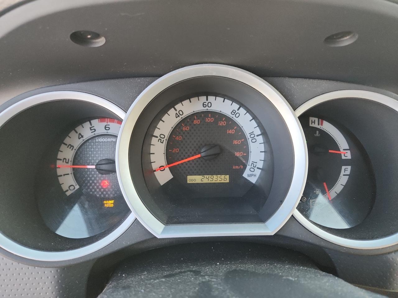 Toyota Tacoma Double Cab Prerunner Image 9