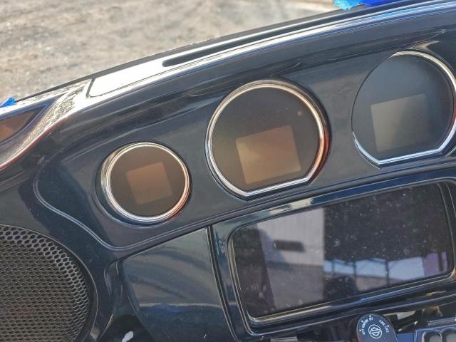 Harley-Davidson Flhxs Image 4