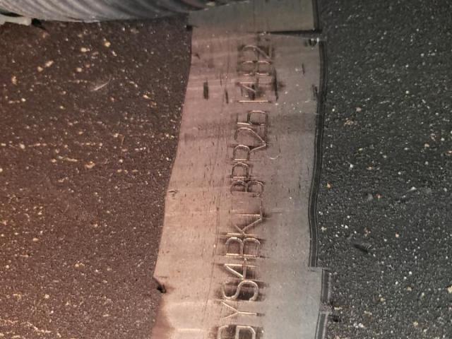 Cadillac Escalade Premium Luxury Image 12