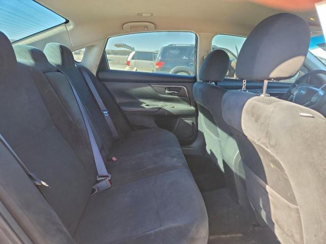 Nissan Altima 2.5 Image 7