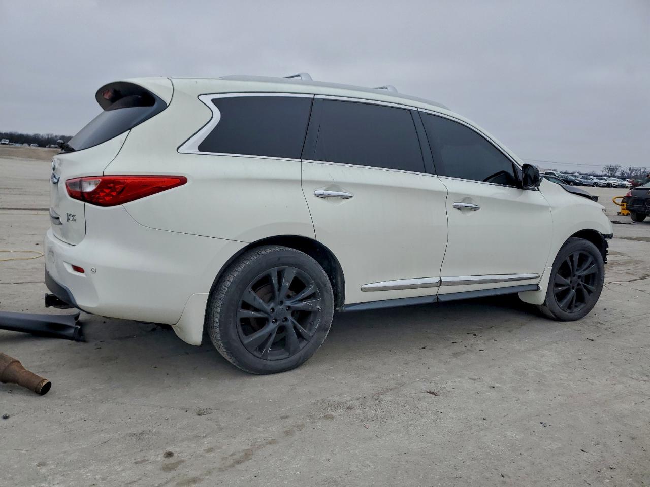 INFINITI JX35 Image 12