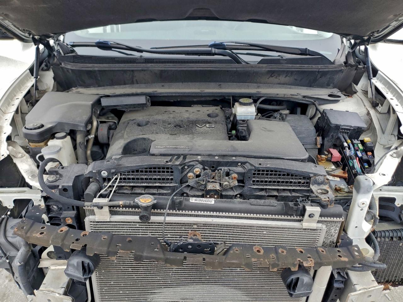 INFINITI JX35 Image 9