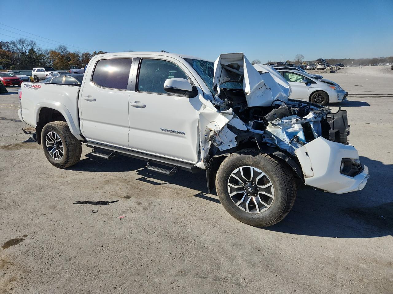 Toyota Tacoma Double Cab Image 9