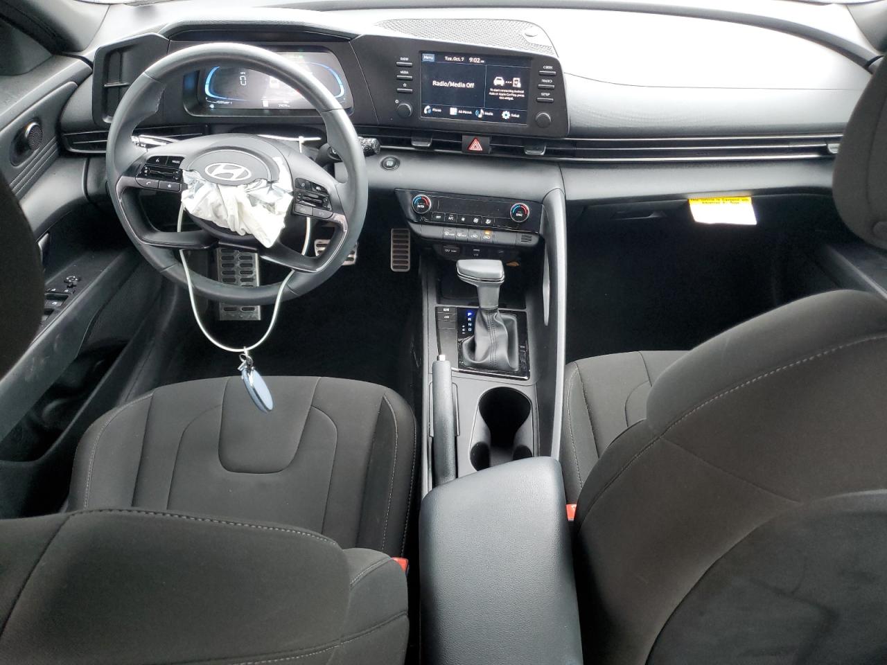 Hyundai ELANTRA Sel Sport Image 8