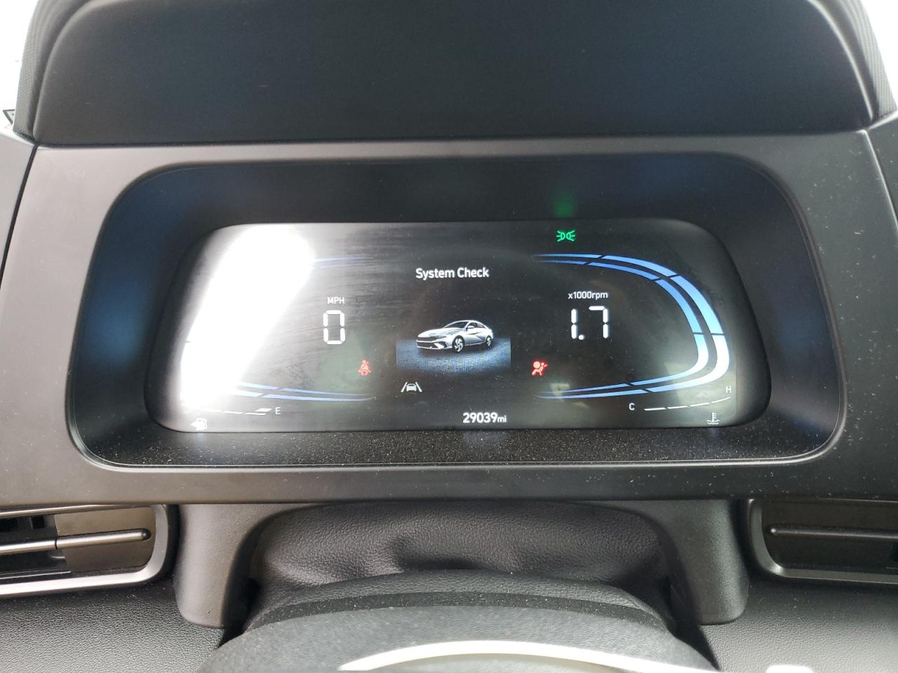 Hyundai ELANTRA Sel Sport Image 5