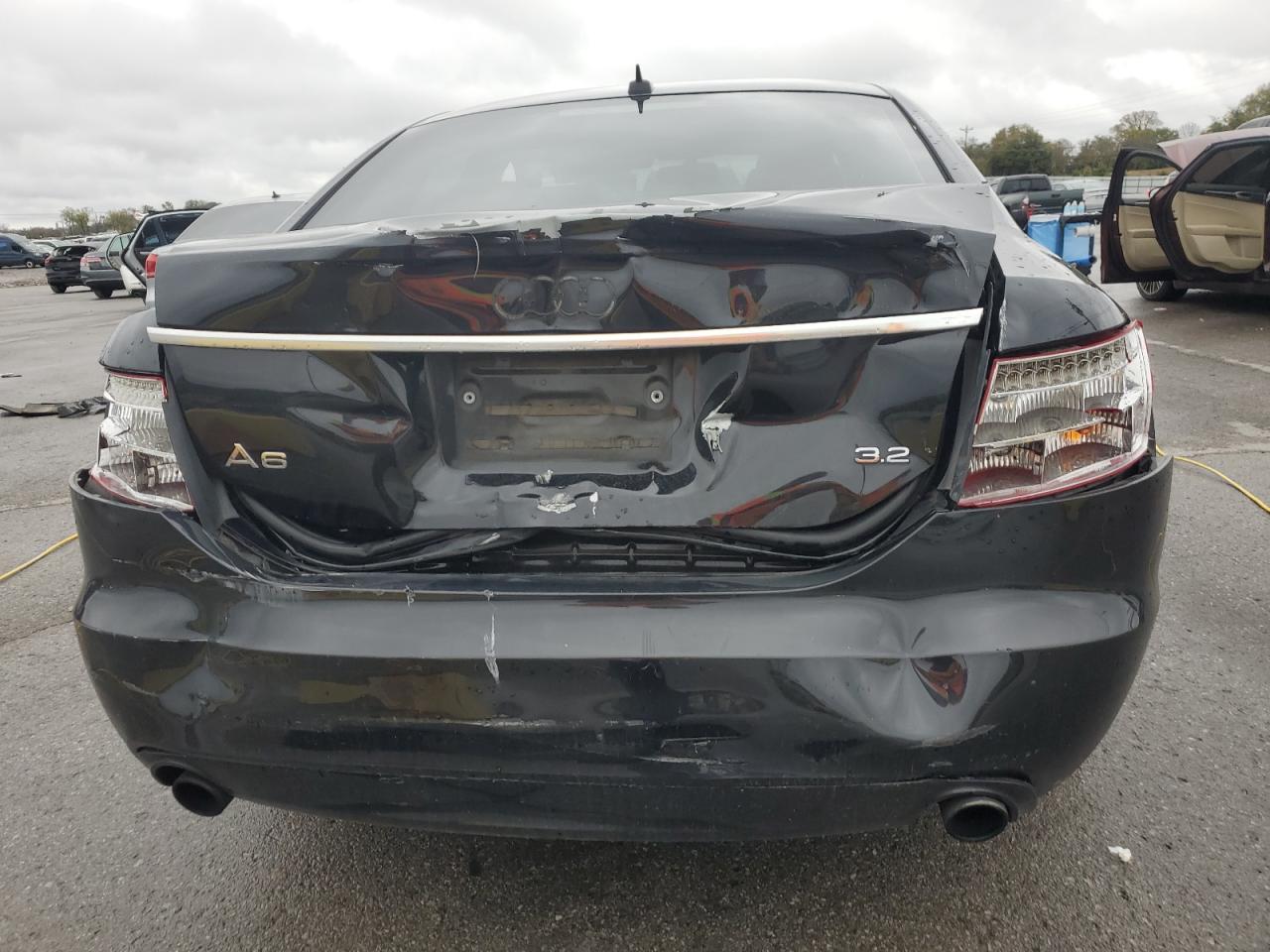Audi A6 3.2 Image 9