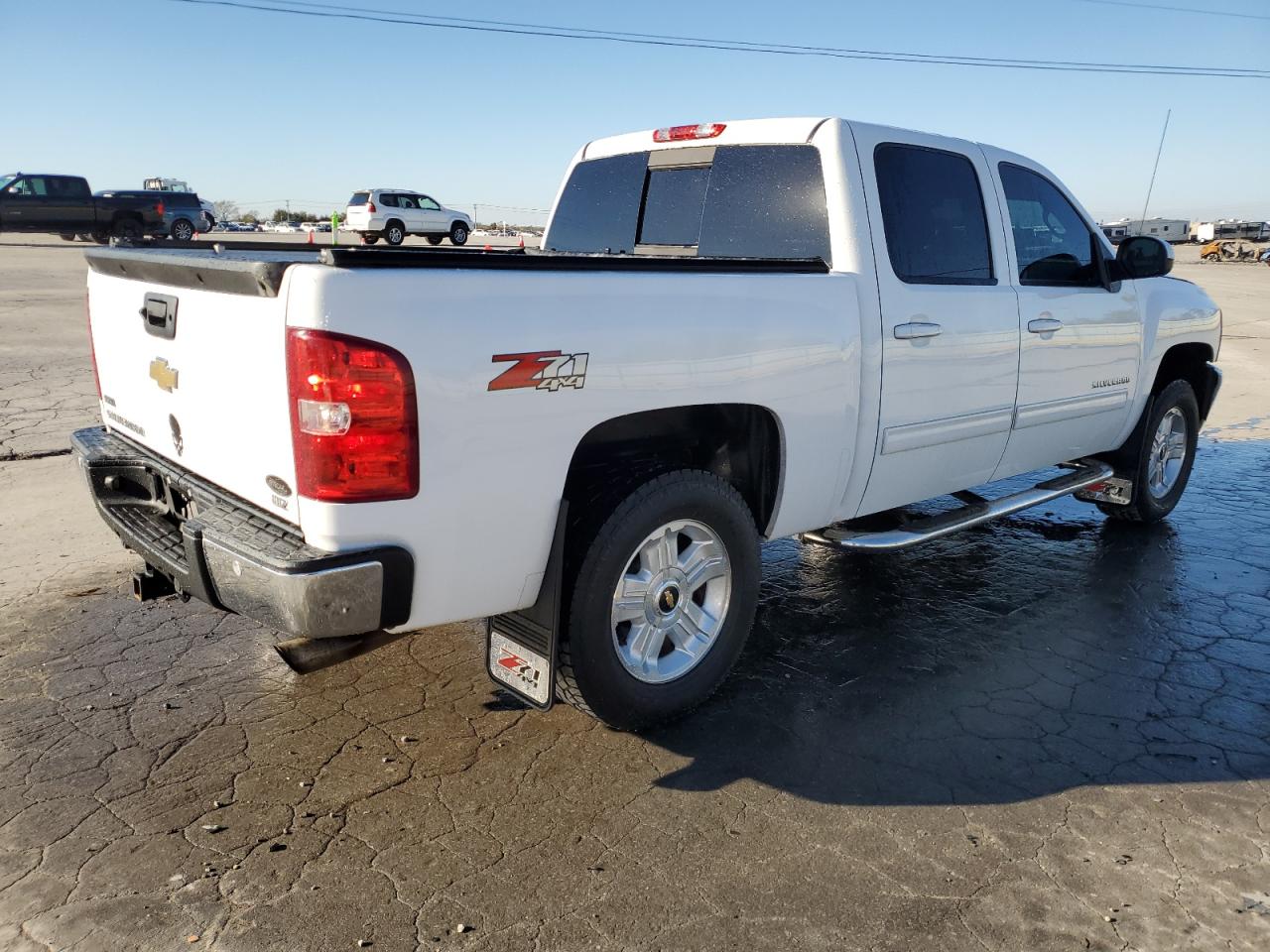 Chevrolet Silverado K1500 Ltz Image 2