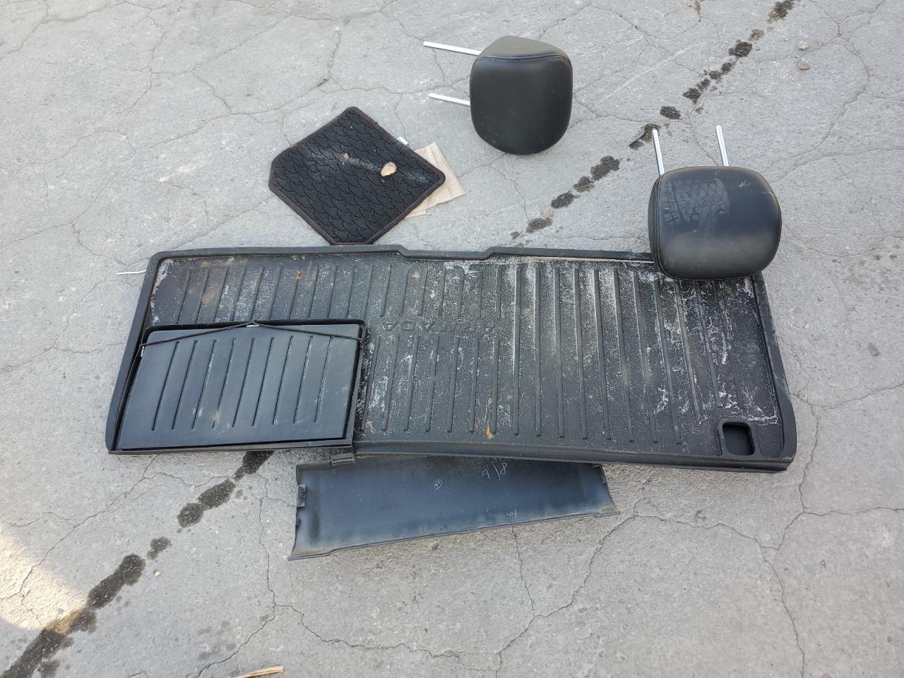 Nissan Armada Sv Image 14