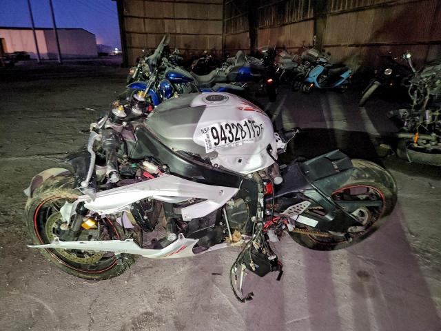 Yamaha Yzf600 Image 2