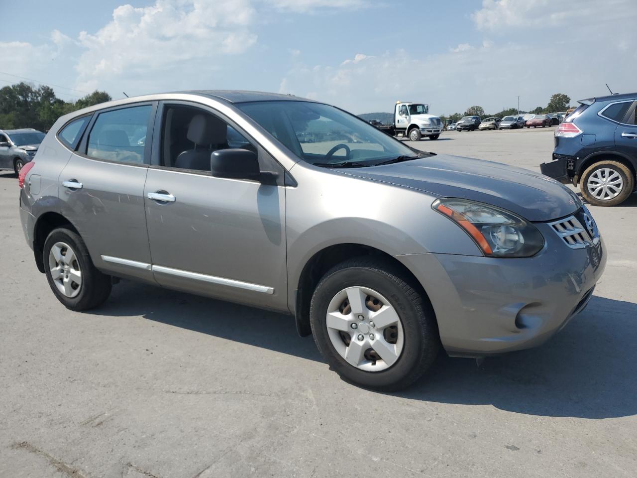 Nissan Rogue S Image 7