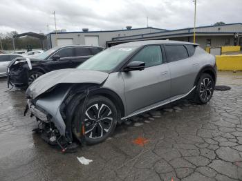  Salvage Kia EV6
