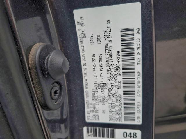 Toyota Tacoma Double Cab Image 9