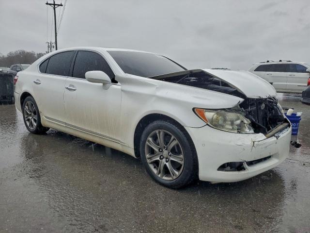 Lexus LS 460 Image 8