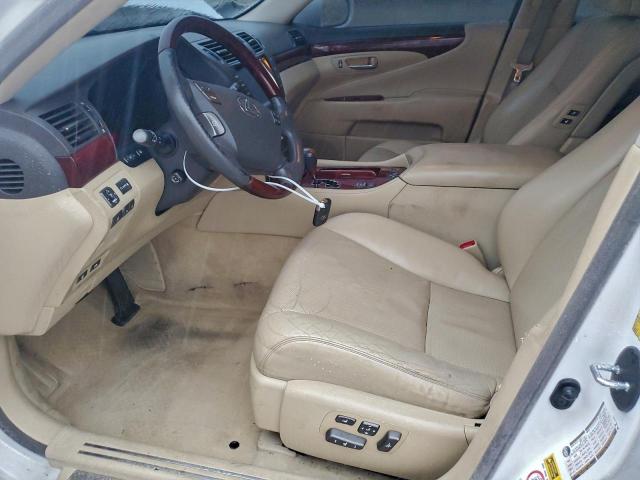 Lexus LS 460 Image 7