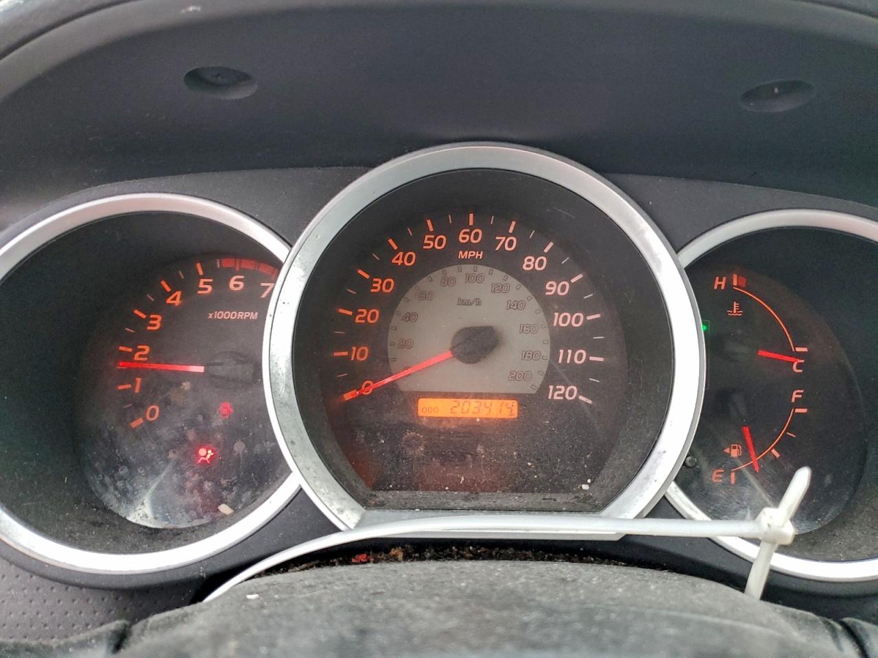 Toyota Tacoma Image 5