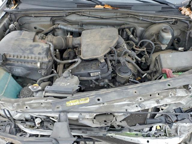 Toyota Tacoma Image 2