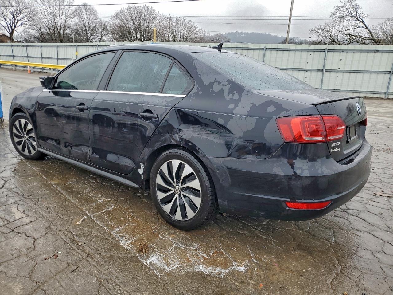 Volkswagen Jetta Hybrid Image 3