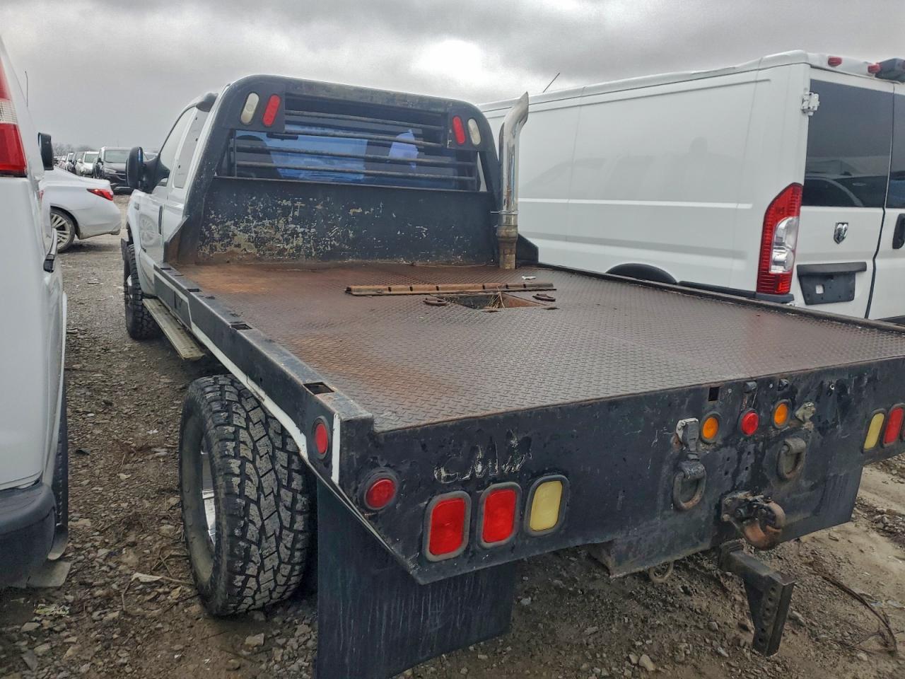 Ford F-350 Super Duty Image 5